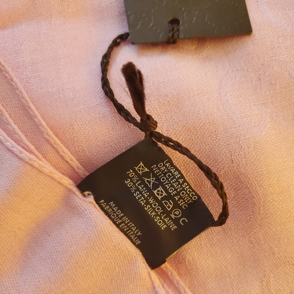 Pink Guccisima silk blend medium scarf - Picture 5 of 6